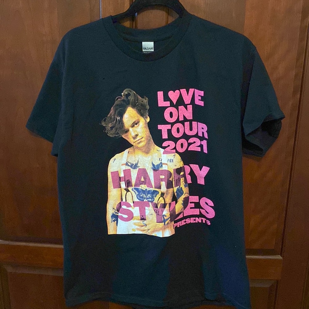 Harry Styles concert tee